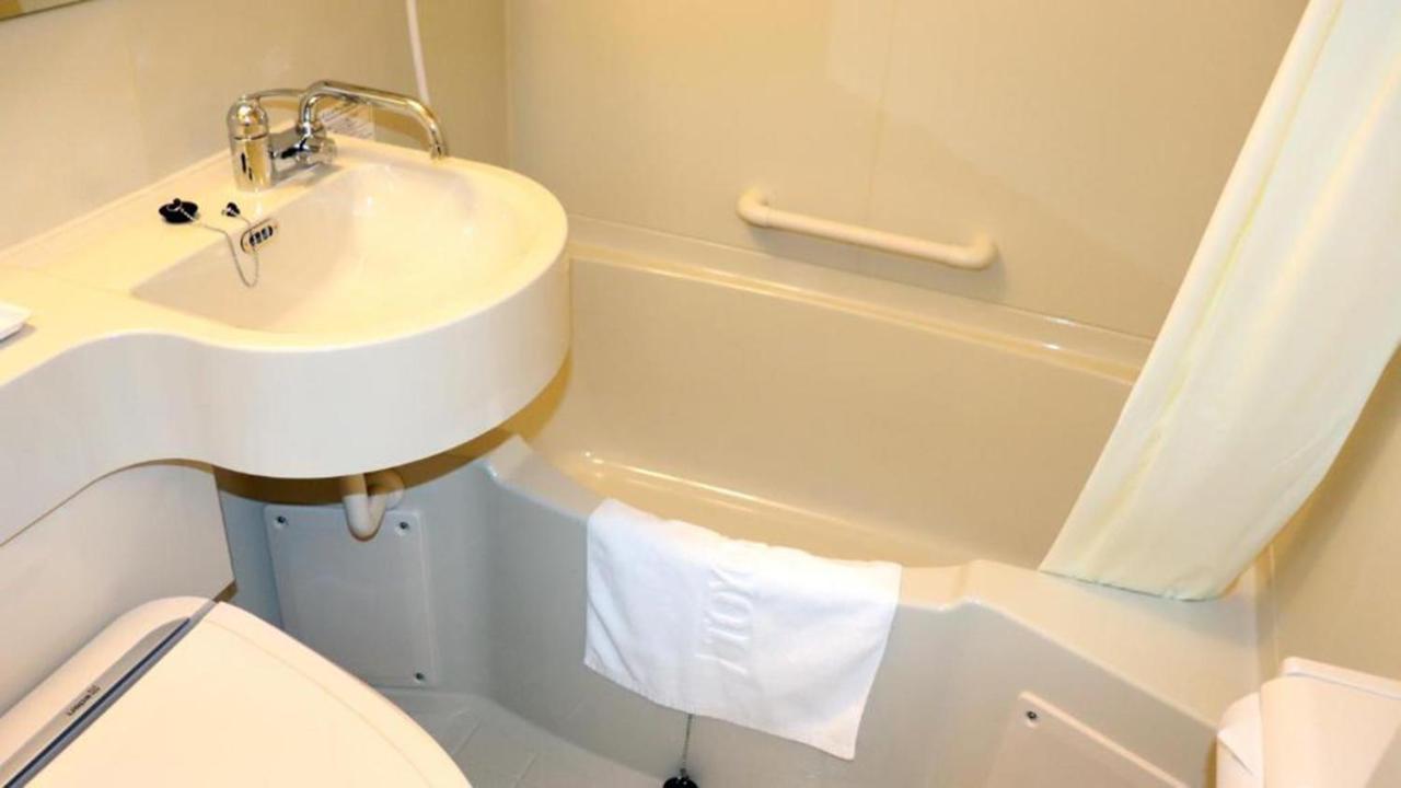 Toyoko Inn Utsunomiya Ekimae No 2 Esterno foto